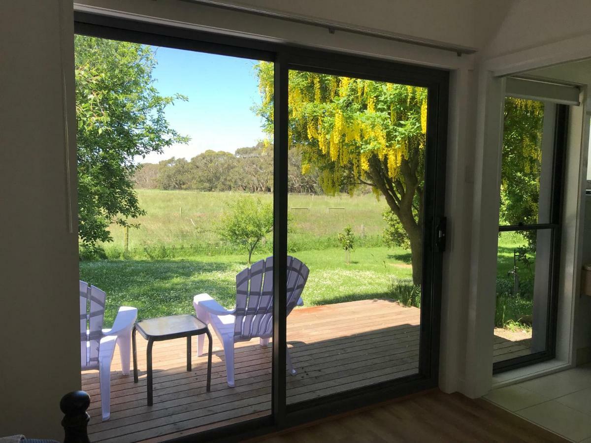 Langleys Port Campbell Hobby Farm Apartment ภายนอก รูปภาพ